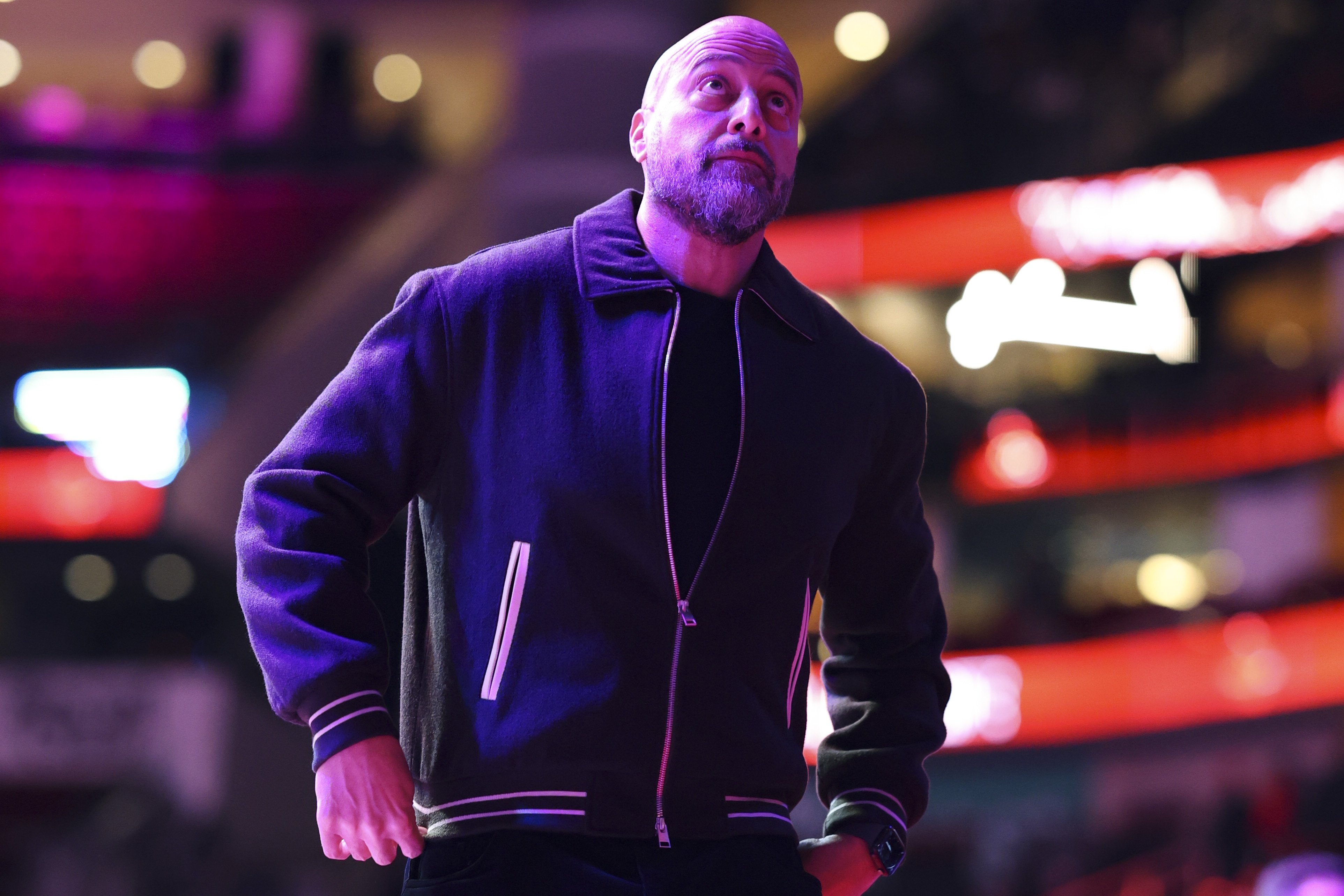 世界杯手机观看-没剩几个小时了~目前还有9个队没有交易操作：火箭&amp;马刺&amp;雄鹿在列