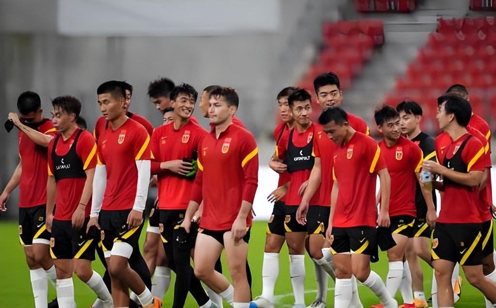 重庆铜梁龙3月4日官宣多位王牌离队,核心外援领衔,引发热议